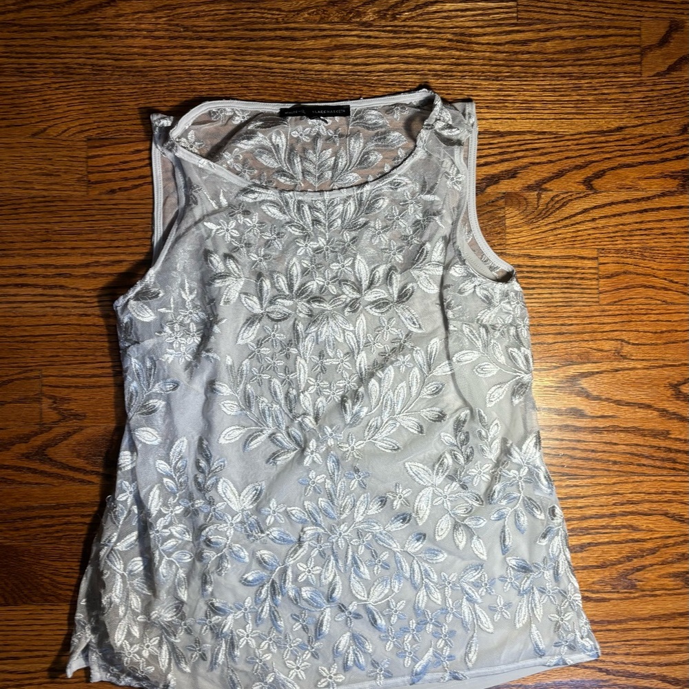 WHBM lace top size S - Picture 2 of 6